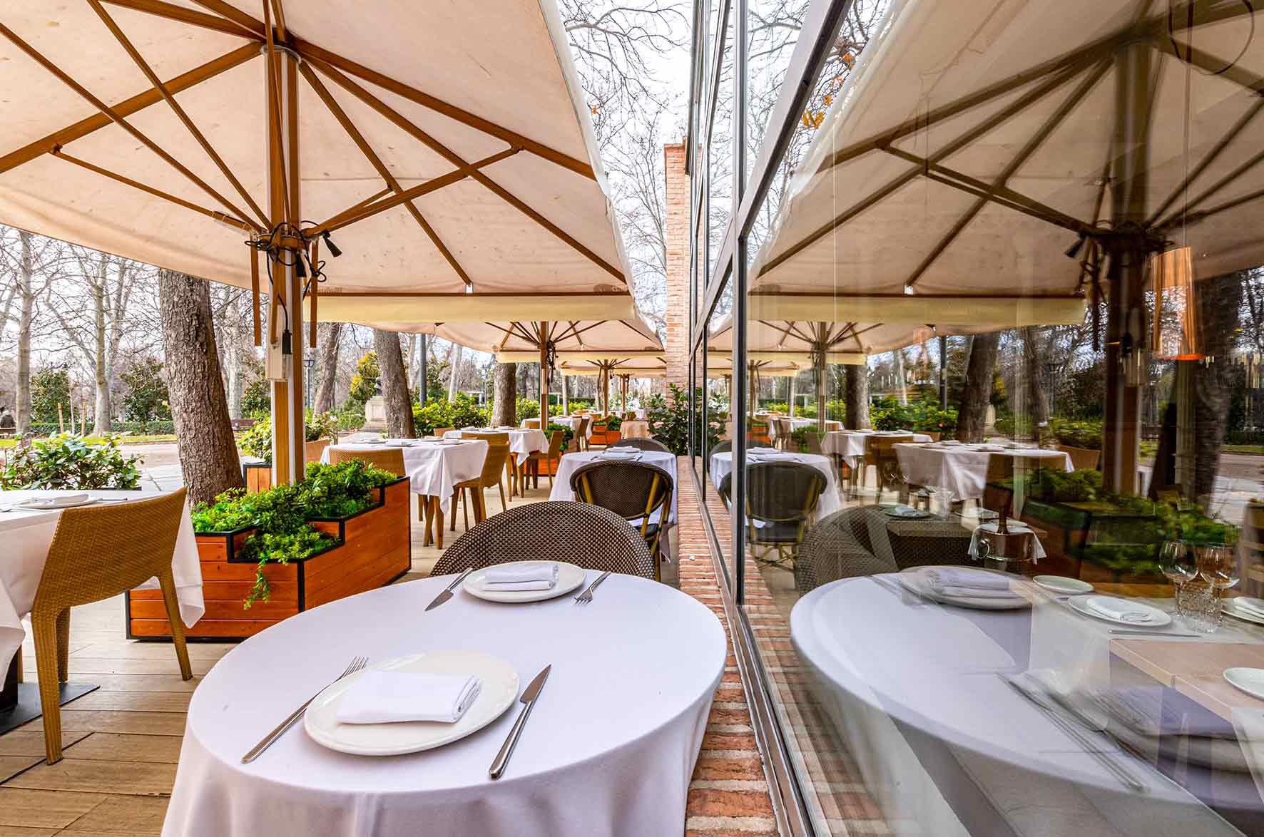 el-pabellon-restaurant-florida-park-terraza